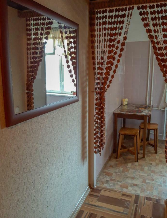 Apartment On Livoberezna Metro Station Kiev Bagian luar foto